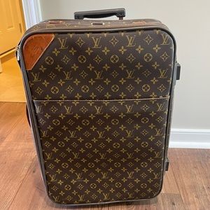Vintage LOUIS VUITTON Monogram Pegase
45 Suitcase